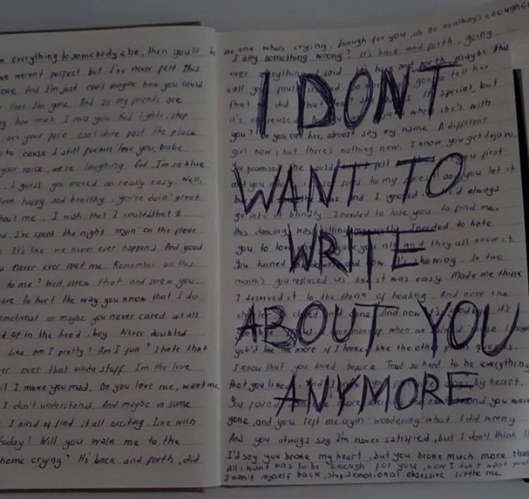 ”I don't really like myself without you 
Every song I sing is still about you „