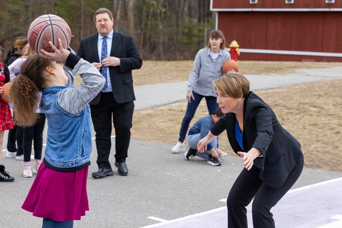 Governor Maura Healey tweet media