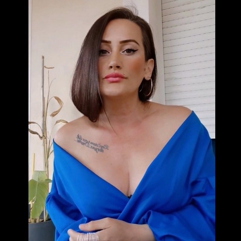Nadia_Laixoise's tweet photo. #NouvellePhotoDeProfil https://t.co/TEZM0GWdcP