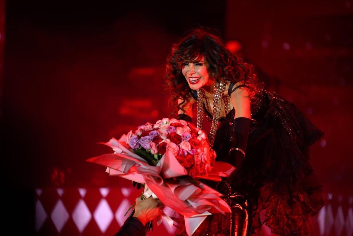 GloriaTrevi's tweet photo. Gracias x siempre tribu ❤️ https://t.co/rXNEplZkMg