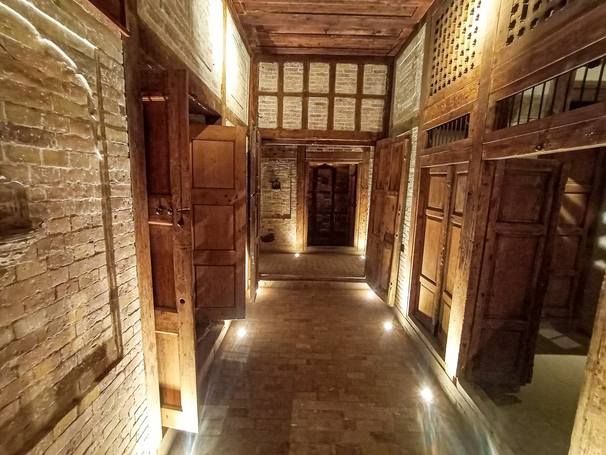 epinaphrine's tweet photo. internal view of Sethi House. https://t.co/1qlw2HK1Cr