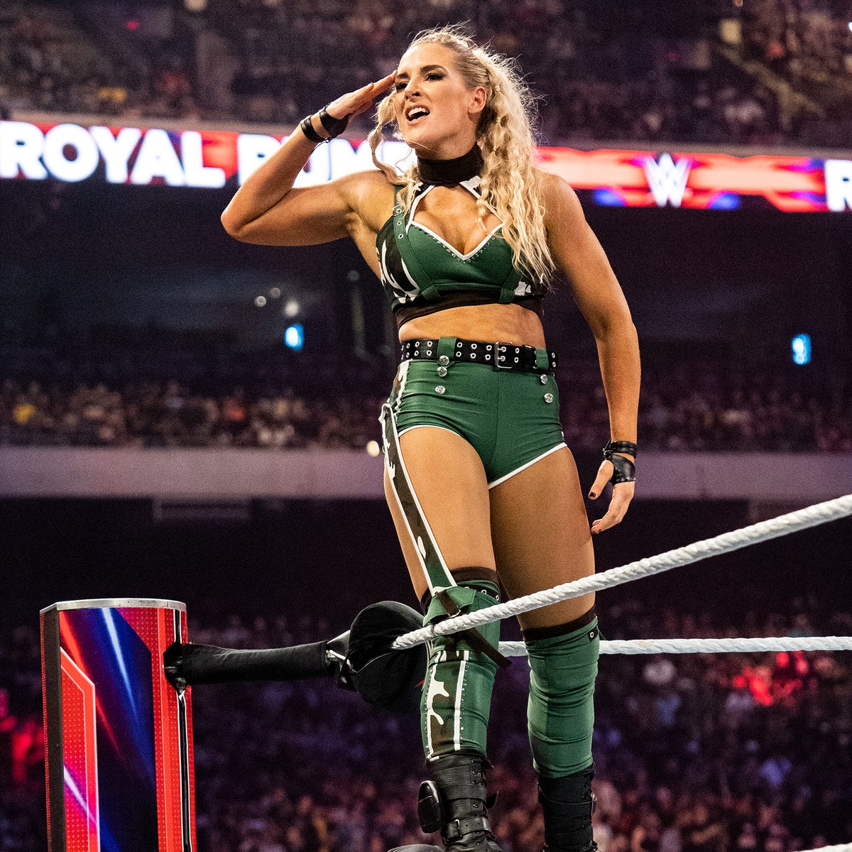 WWE's tweet photo. Happy Birthday to @LaceyEvansWWE! https://t.co/ZbYkLSZLrA
