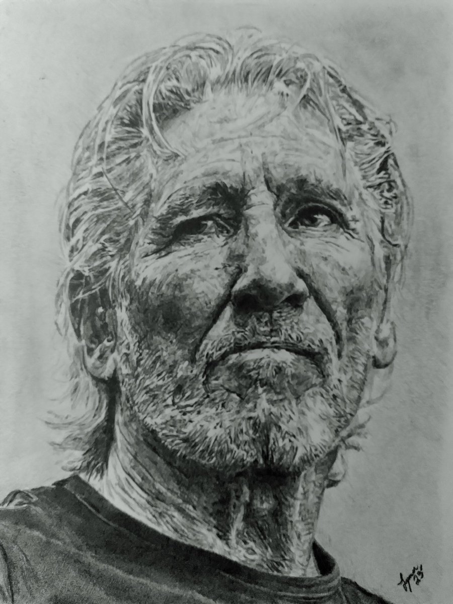 therevjoeblank's tweet image. Finished pencil portrait of @rogerwaters. Took forever, it seems, but I dig it.