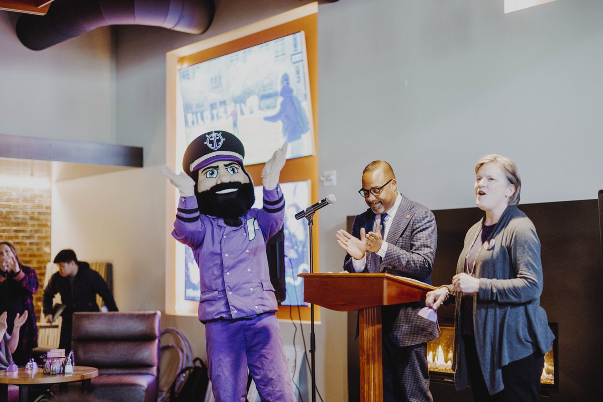 PortlandPilots's tweet photo. Another successful #PilotsGive with Athletics raising 158,000 with a campus high of 625 donors
#WeArePortland
#GoPilots https://t.co/24RONW2hDT