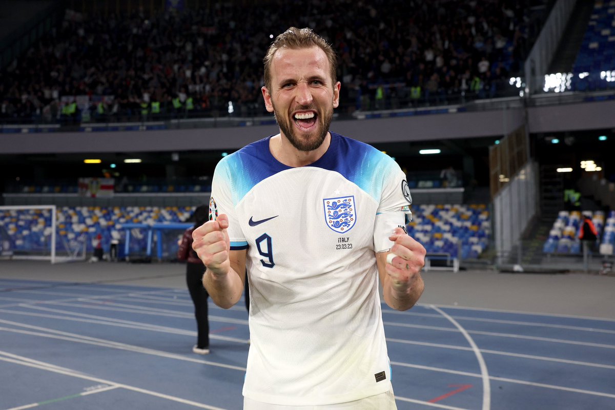 Many congrats, Harry. Magnificent achievement, and you’re a brilliant role model on & off the pitch.