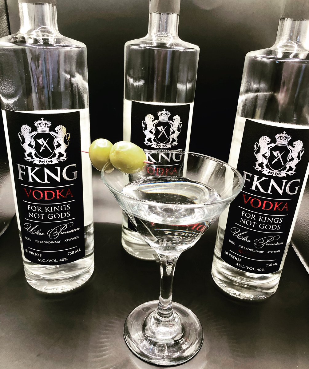 Blue cheese olives are a must in a Dirty Martini. 🍸🫒. Just saying…

#martini #vodka