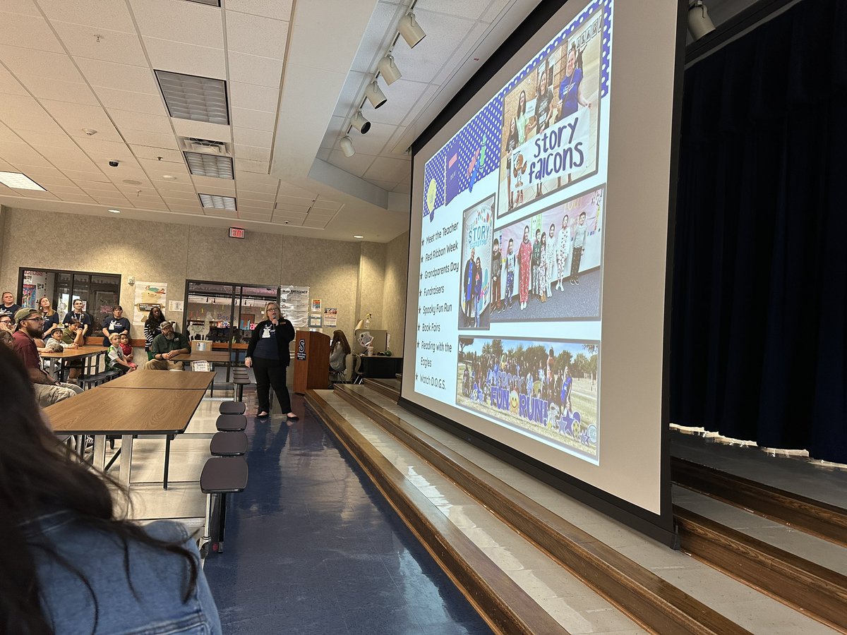 Lara Utecht tweet media