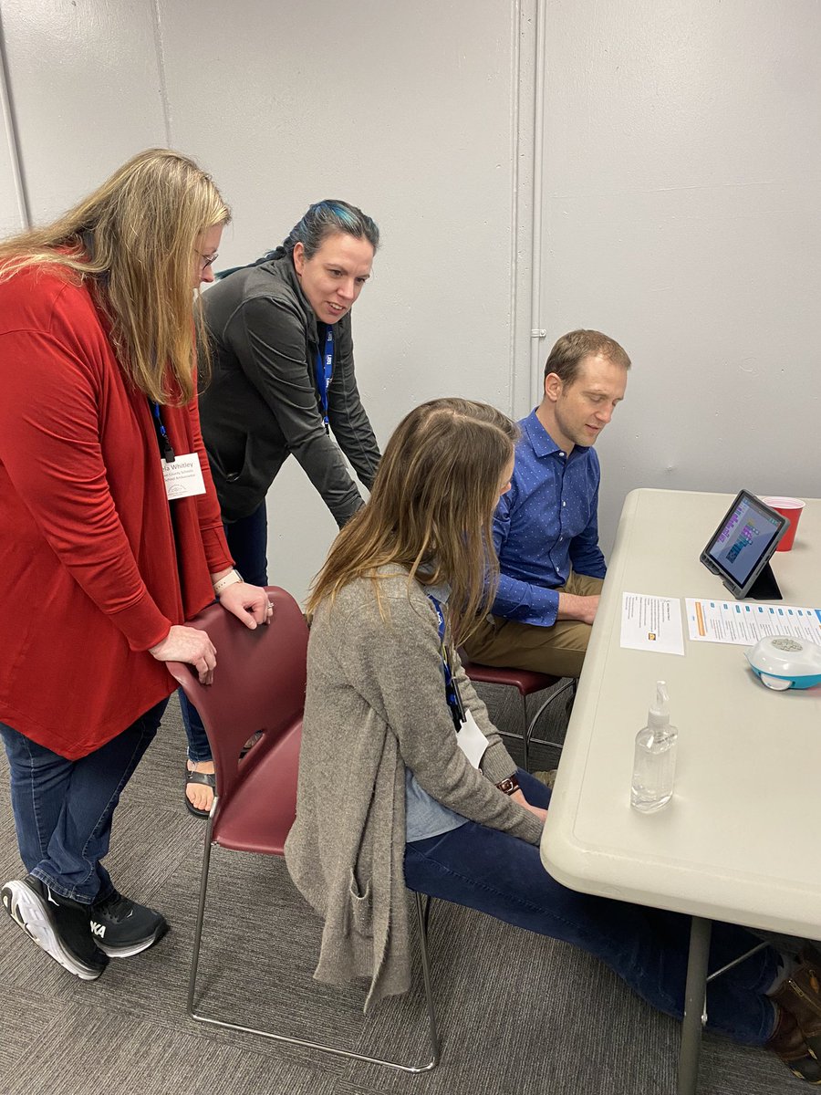 Beth Lockhart tweet media