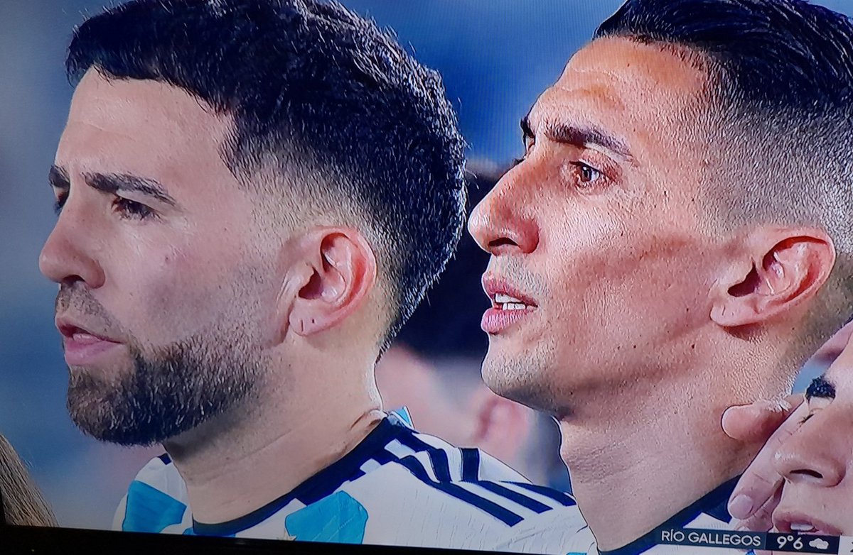 Lbaini's tweet photo. Para siempre, ellos.
⭐⭐⭐ https://t.co/Suq79cewxB