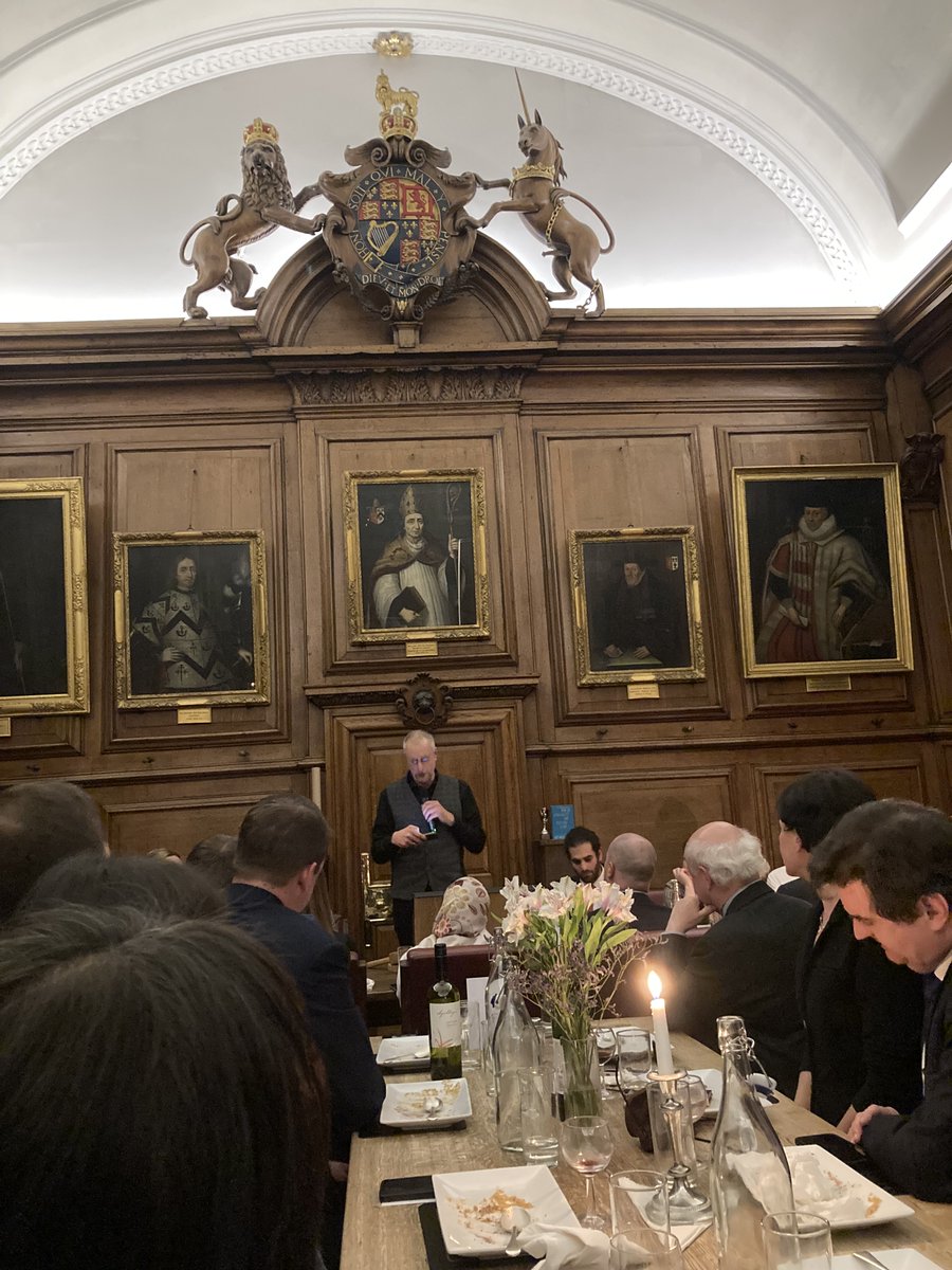 The European Speechwriter Network banquet followed by the Fred Metcalf Memorial trophy after-dinner speaking competition. #esnbnc