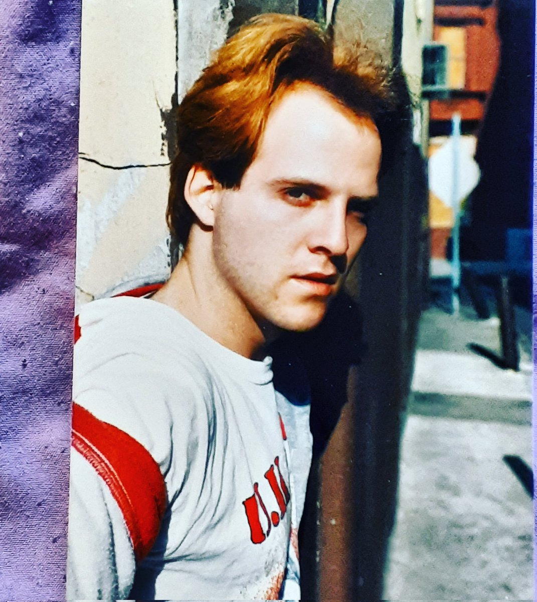 mojosent's tweet photo. JS #TBThursday
Probably 1986
Rare outdoor pic
#nightlife #philly #newwave #LGBT
#TwilightLook #punkrock #uksubs
#upallnight #clubbing #sexwithstrangers #Amphetamine
#tuinal #pills #vaselineonlips #Jeffrey
#littleboylost #centercitylife #the80s
#fastlanelife ππππππ https://t.co/GqnQYvV1ez