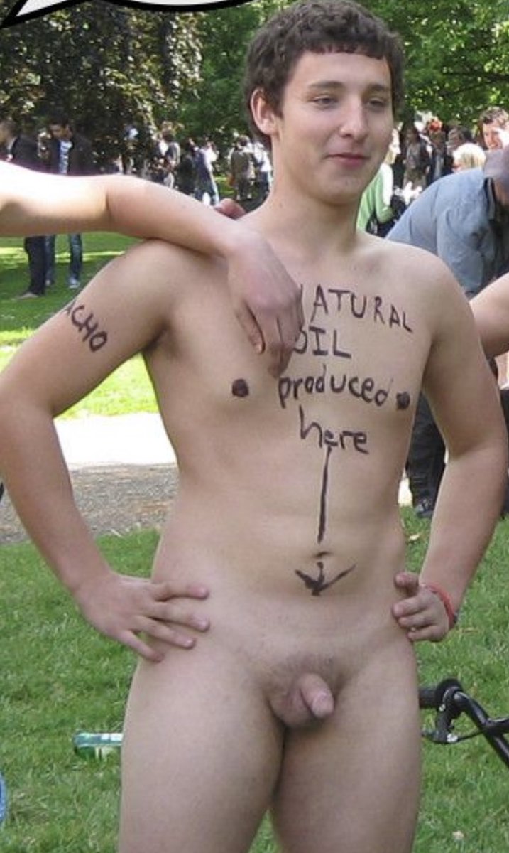yoyosh97's tweet photo. Youtuber and influencer Julius Dein nude at WNBR 2011 in London https://t.co/Pm1Asy5ur4