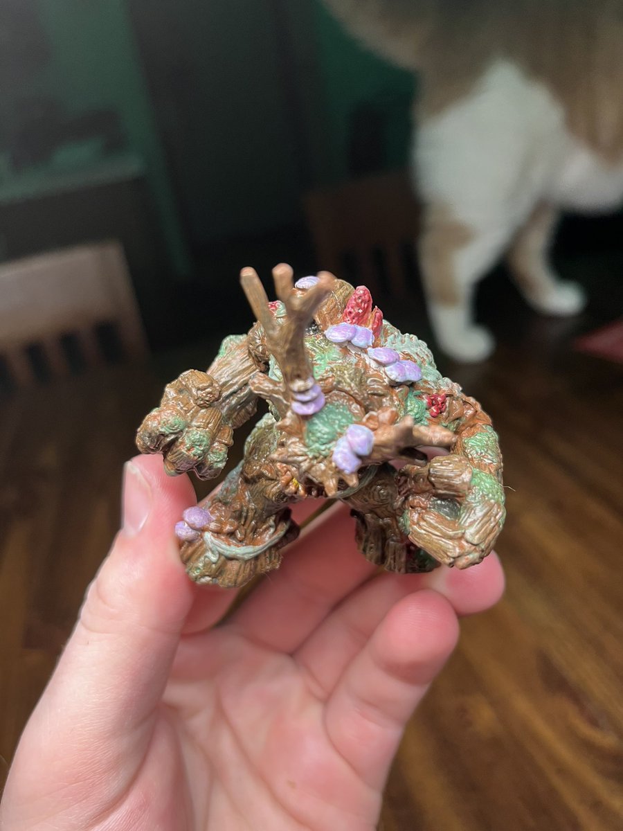 sentencedtobeth's tweet photo. Really freaking proud of this miniature i painted yesterday!! Wahoooo https://t.co/rDDhdUSkLr