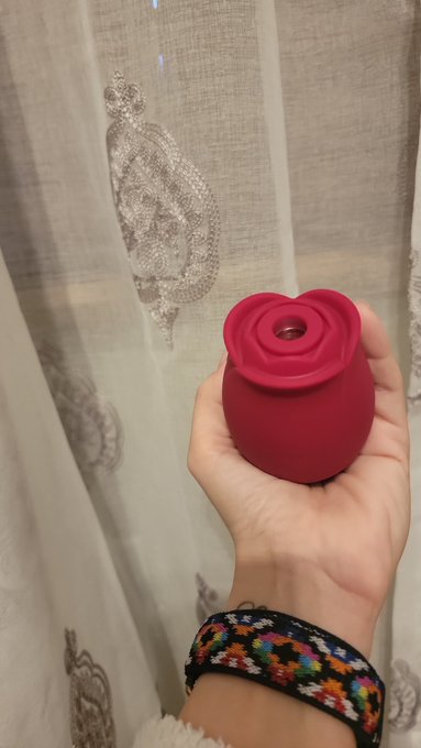 Thank you for my new toy off my Amazon wish list Mr.Scott 😀  IYKYK 🥵😈 can't wait to make videos! https://t