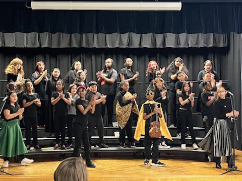 Comptoncubs's tweet photo. Tonight was a special evening of art and music at Compton!! Not only did our students share their amazing artwork and musical talents, families enjoyed creative activities too. #FineArtsNight @CobbSchools @PrincipalLair @ACLittle23 https://t.co/NcTNPPtjv0