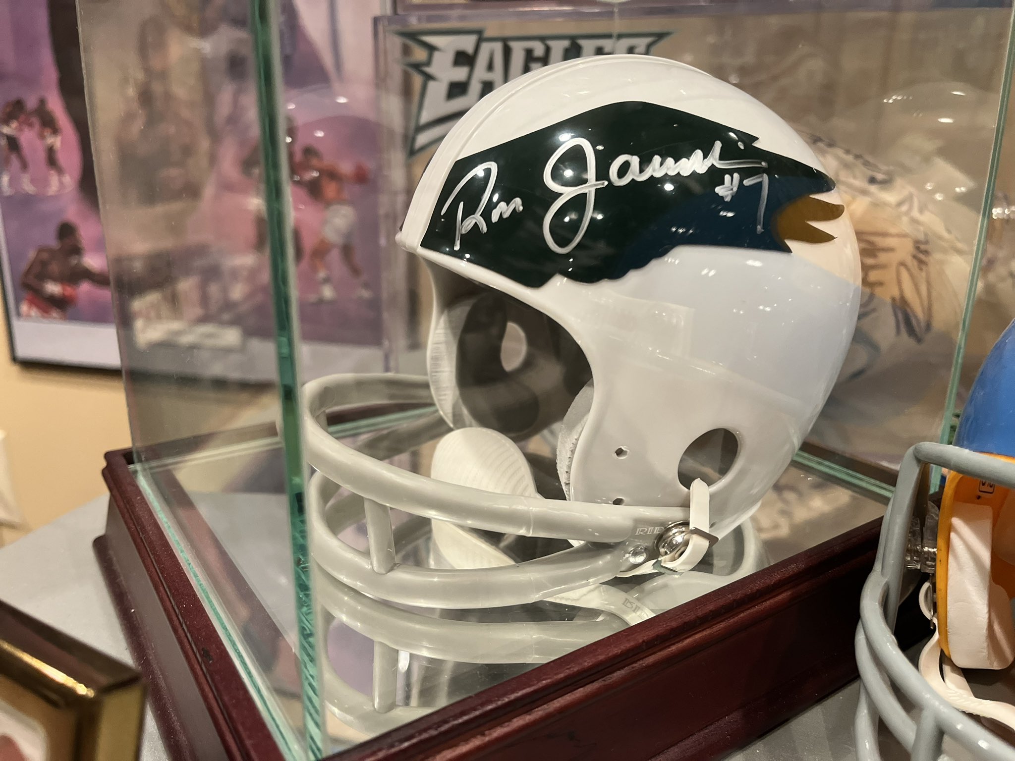  Happy Birthday Ron Jaworski , someday my friends will come play your Golf course , enjoy your Birthday 