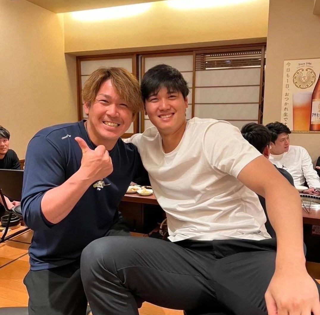 shoheisaveus's tweet photo. Kai and Ohtani 
Catcher and Pitcher 

But all I see is damn the Shohei lower body power 🙌👑 https://t.co/0VFbqv9HRt