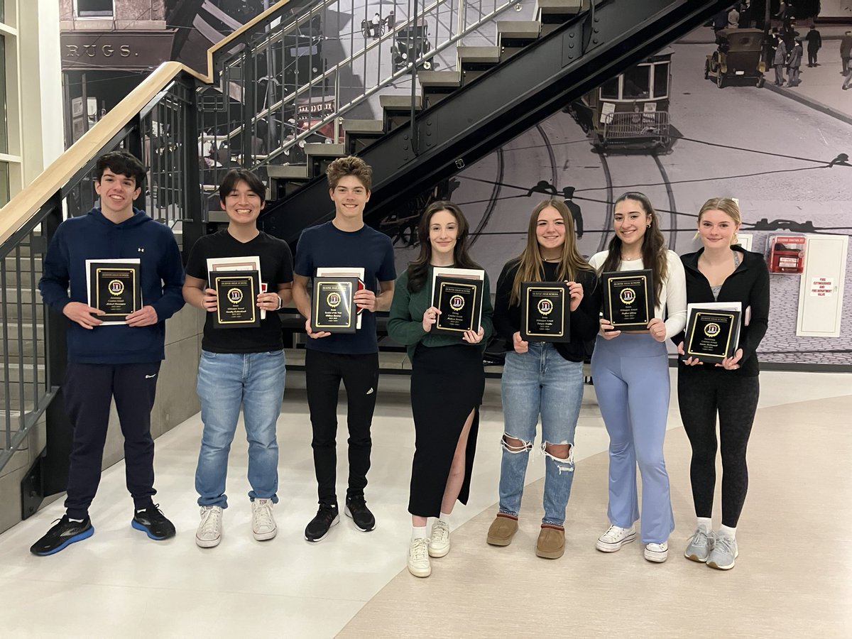 Hilltopper Awards-
Paitynn Botelho
Timothy Archambault
Reagan Gibney

Rookie of the Year-
Avery Antunes
William Rumsey

Coaches Awards-
Emma McDonnell
Michael Harrington
Madison Ferreira