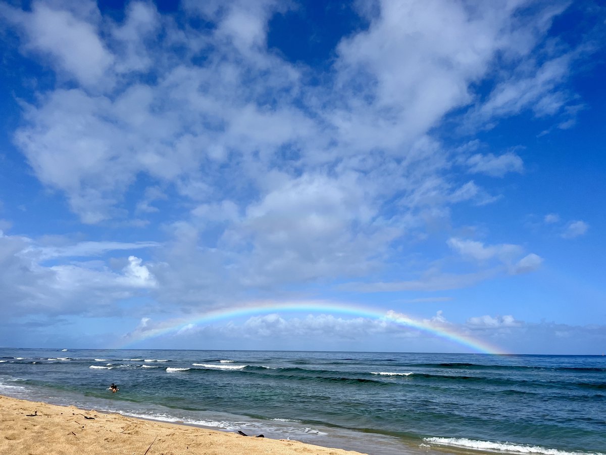 HAWAIIMagazine's tweet photo. Happy #EarthDay2023! 

Hawaiʻi leaves us in awe everyday. https://t.co/syDDDjDoGl