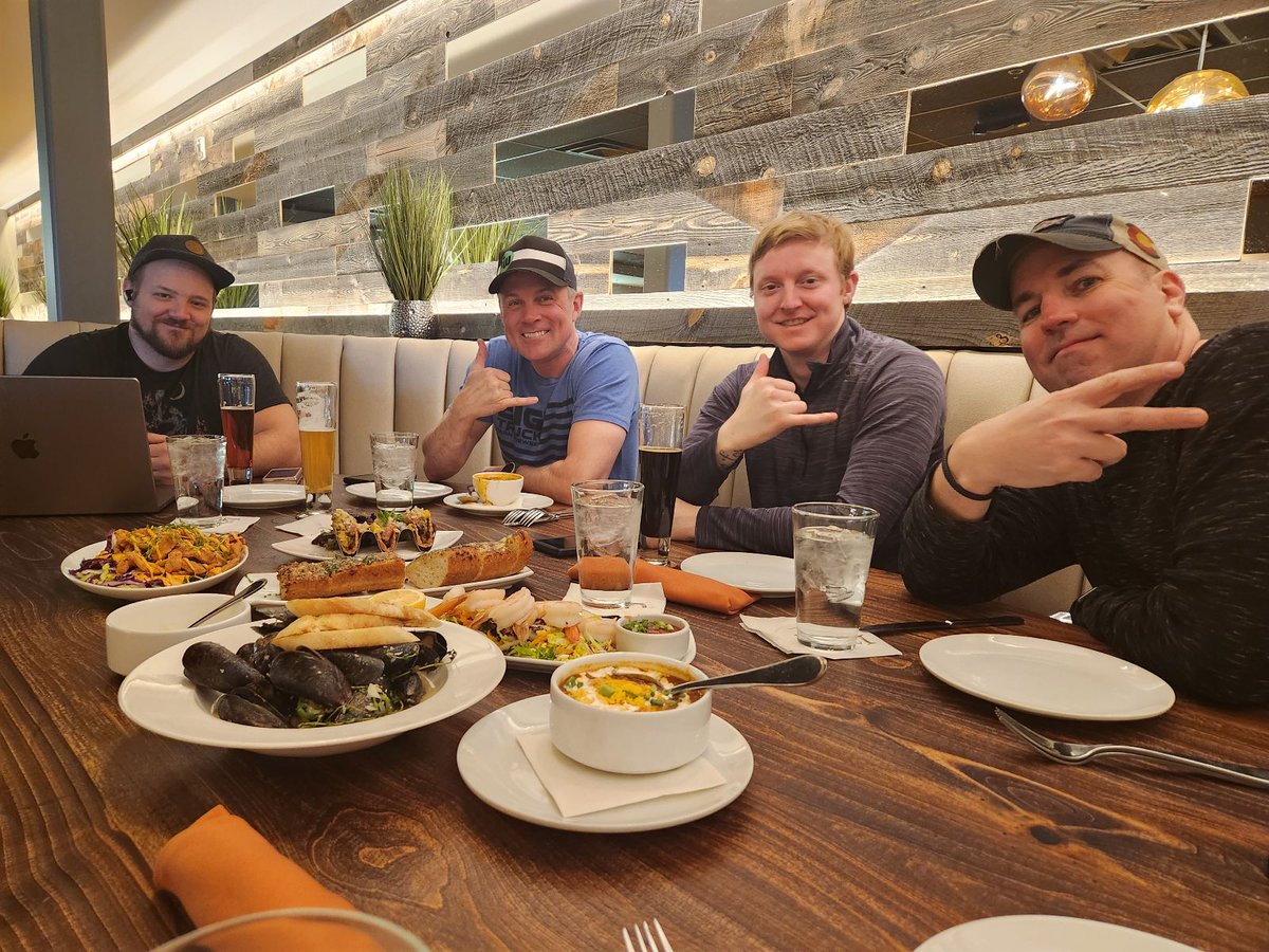 rgnets's tweet photo. Here at RG Nets we take "summit" to the next level! Our Engineering Summit was held this week, and where better than on the mountain? Our staff hit the slopes, skiing and snowboarding while discussing our ambitious 2023 plans! #RGNets #EngineeringSummit #TakingSummitSeriously https://t.co/Te7sXxYgVH