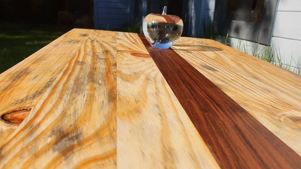 BarnMiddle's tweet image. Rustic Pine Coffee Table tuppu.net/4a355ad0  #PineCoffeeTable