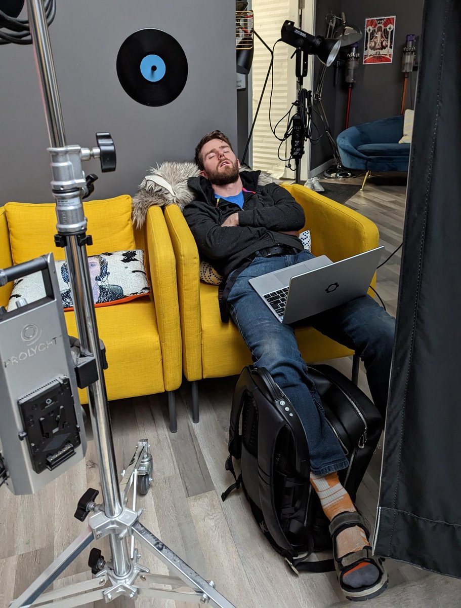 Linus Tech Tips tweet media