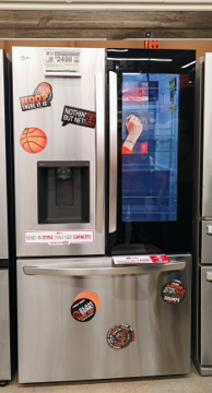 LGSpeten's tweet photo. Come for the score, stay for the snacks that you can store in the #LGMAX! Save on LG Appliances @lowes. Thanks #2751 Lowes Vernon Hills for hosting an #LGRefrigeration #training! Come see your local stores experts.
#MarchMadMax #LGREFRIGERATION #LGKITCHEN https://t.co/dIrJLW2q22