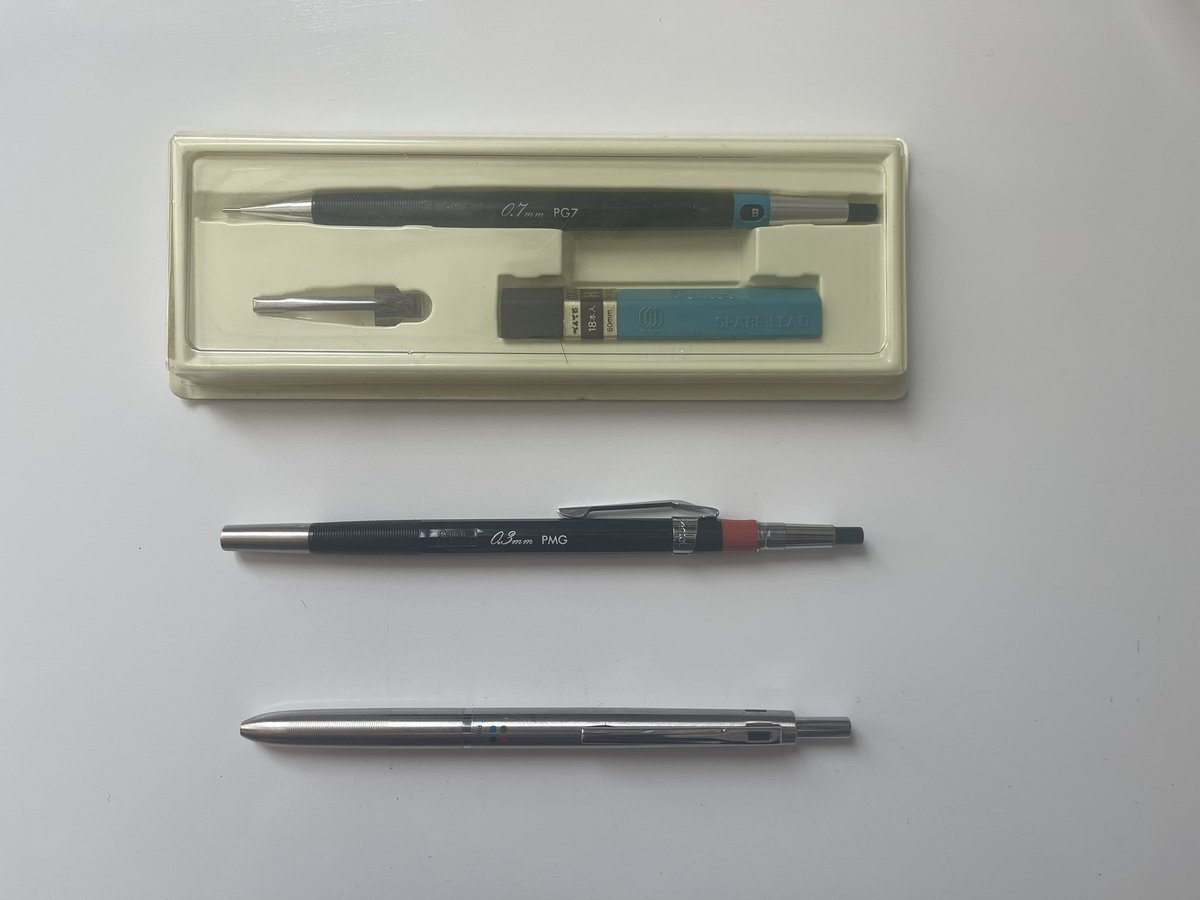 #文房具物販 
価格はDMで相談