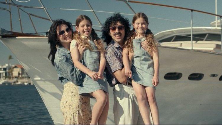 warren having a family in the end :’)