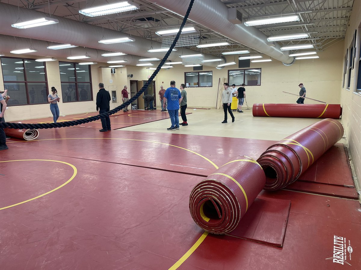 AvonLake_Ops's tweet photo. The transformation is underway. @AvonLakeSchools @AvonLakeSports @ALWrestlingClub #ALexcellence #ALCS100 https://t.co/rNqkEjIsYs