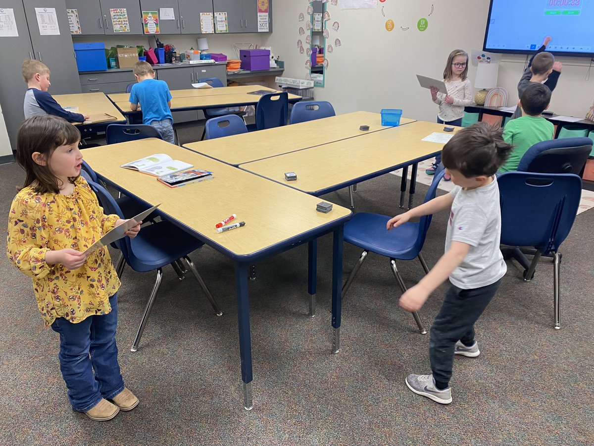 Mrs_JLange's tweet photo. We sure had fun playing “code a friend” with kindergarten today in STEAM!! #cccougars @BrittneyPflueg1 @CCKindergarten https://t.co/Pfgwz2GjcP