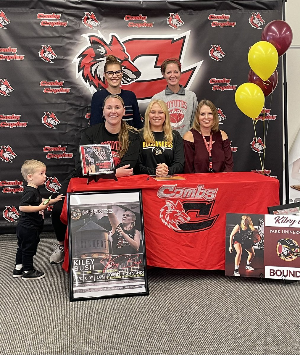 Super excited to say I have signed with park university!!! 🏴‍☠️🏴‍☠️