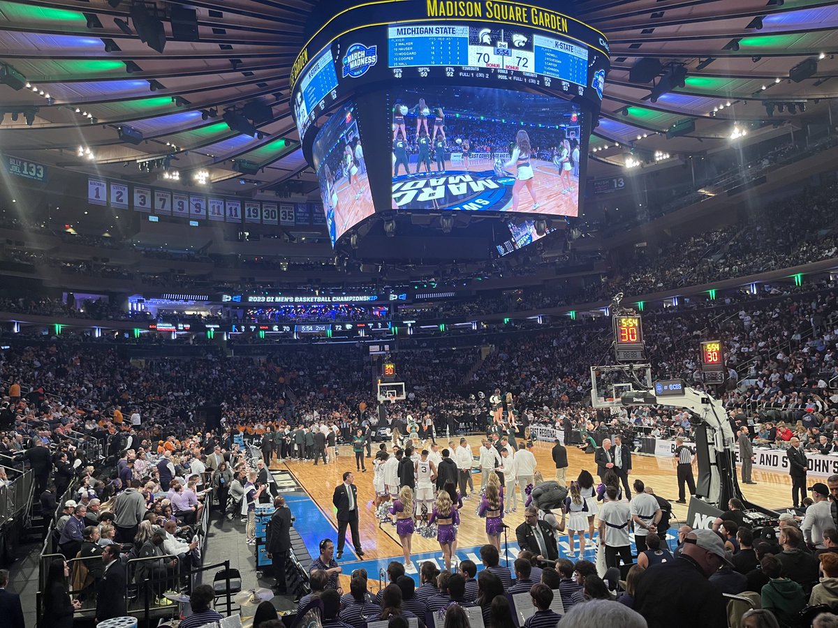 Med_Cat35's tweet photo. Fun… nerve-racking…yes ⁦@KStateMBB⁩ ⁦@kstatesports⁩ https://t.co/mQ4wfj0Zhu