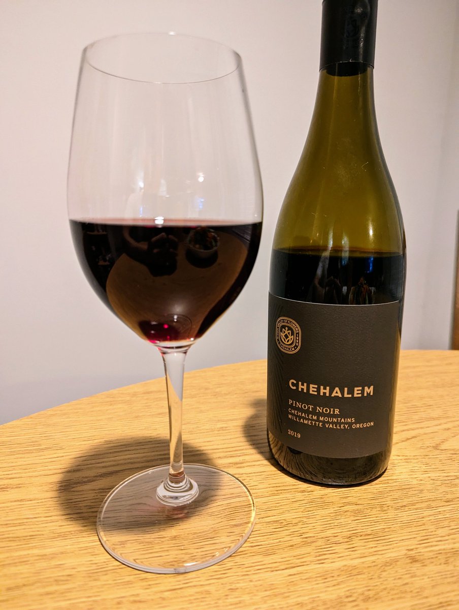 TD2timeMVP's tweet photo. Steak dinner by Rebecca. 🥩 Homemade salad dressing. 🥗 @chehalemwines 🍷 🤤 #Ribeye #CostcoSteak #rgli🍴 https://t.co/p6NT8KKna3