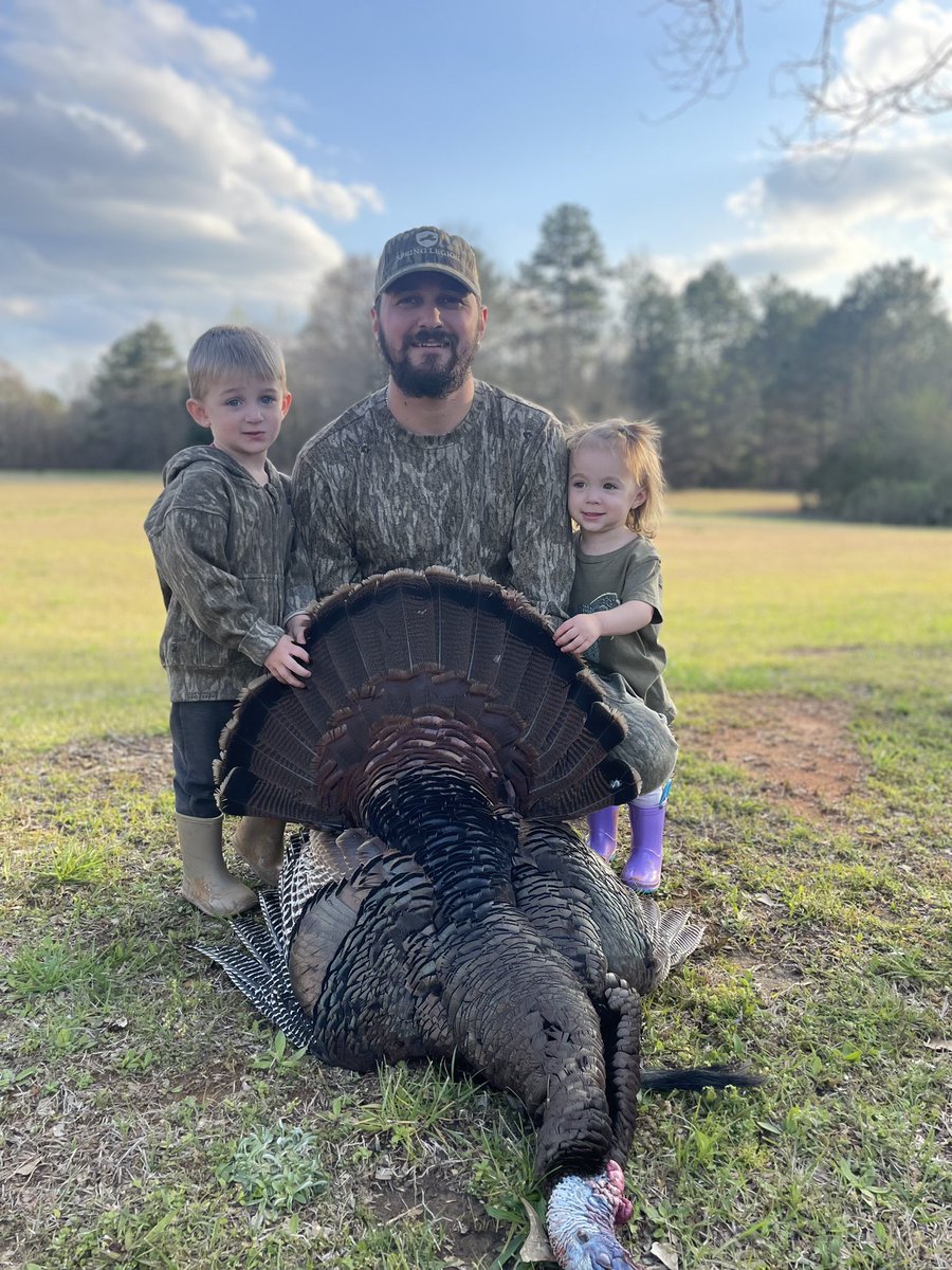 austin_hopper's tweet image. A Mossy Oak family #TurkeySeason2023

@MossyOak