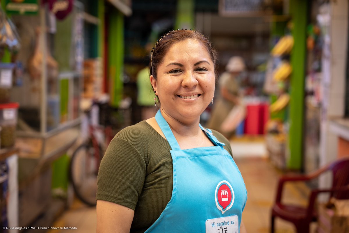 PNUDperu's tweet photo. Las mujeres son más de 60% de comerciantes en los mercados. Sin embargo, las presidencias son ocupadas mayormente por varones. 

Con los aprendizajes de #InnovaTuMercado comerciantes de 6 regiones se graduaron de lideresas de innovación para sus mercados https://t.co/6CSLu79zpy https://t.co/Ej43ogRvnF
