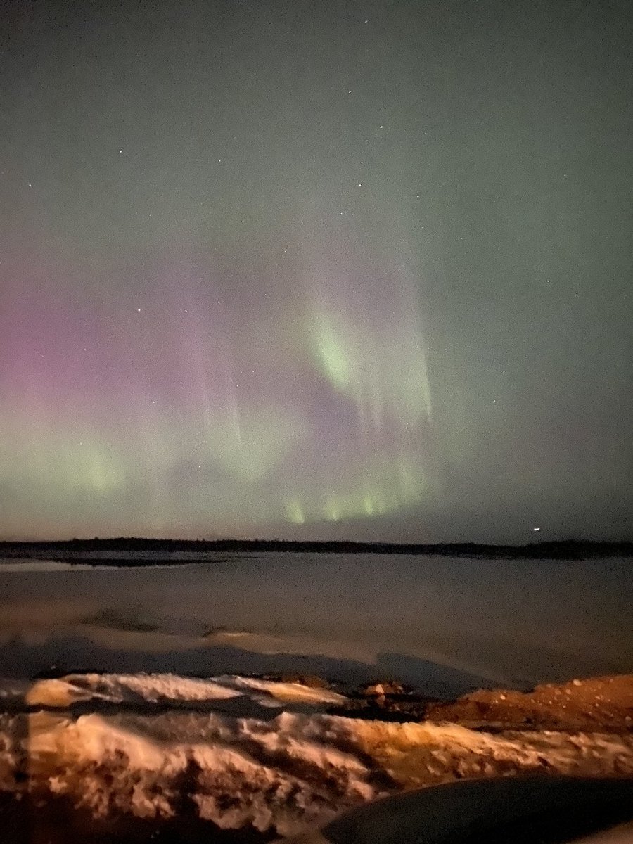 deesaunders16's tweet image. Northern lights                                     Howley Newfoundland.                                  @EddieSheerr