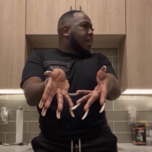 I just feel like the U.S got way more important shtt to be making laws about than tik tok &amp; drag shows.