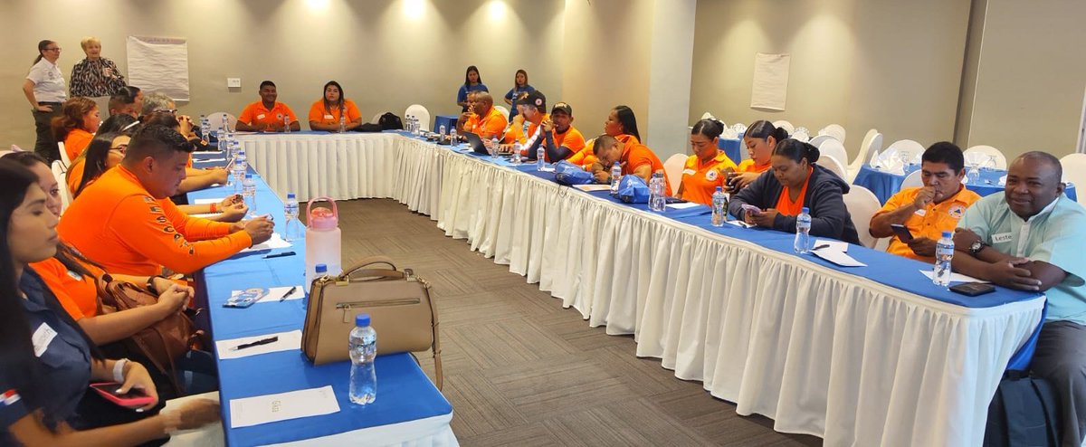 Sinaproc_Panama's tweet photo. #Panamá | Con el propósito de fortalecer los procesos para la evaluación de daños y análisis de necesidades para las familias ante situaciones de emergencias, participamos de un taller teórico - práctico bajo el auspicio de @USAID.
#UnidosLoHacemos. https://t.co/VJa0hPs1G2
