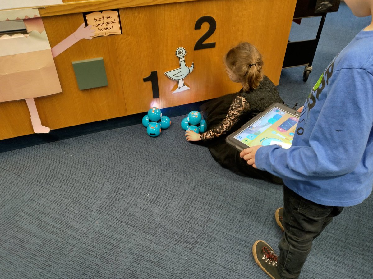MsRosslvsbooks's tweet photo. 1 st graders enjoyed π @The_Pigeon drives the bus during #libraryclass this week at #ManometElementary. After they used Dash @WonderWorkshop to locate #Pigeons in the library π¦ @MsRosslvsbooks @PlymouthSch @PlymouthAcCoord π€ LOTS of excited kiddos!! https://t.co/d4sSnxoC7Z