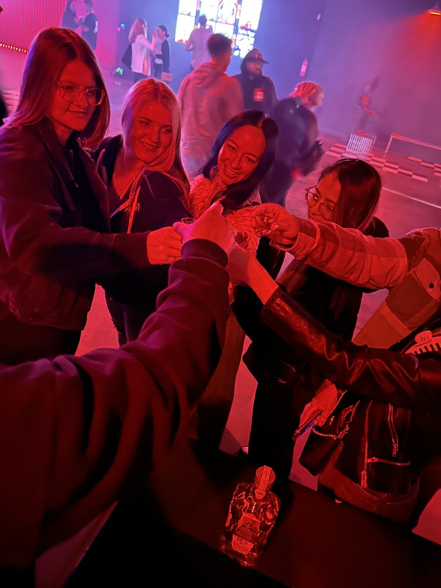 Crystal 💫 tweet media