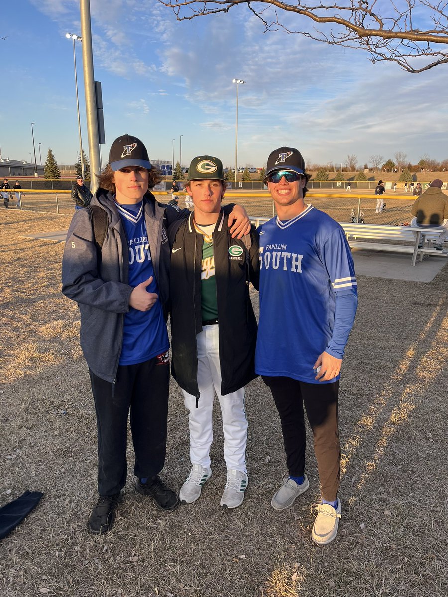So cool watching these 3 compete tonight.  <a href="/TigersBlack2019/">Omaha Tigers 2023’s</a> <a href="/johnnyvallinch/">Johnny Vallinch</a> <a href="/Connor15Cole/">Connor Cole</a> <a href="/BradyFitzpatri7/">Brady Fitzpatrick</a> #tigerfam #tigeralum