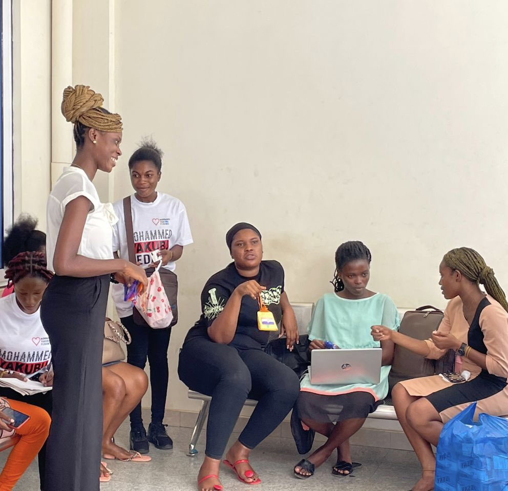 ruth_fiagbe's tweet photo. Ghana liberation Party’s “Emergency pad” Campaign. 
The Ghana liberation party (GLP) embarked on a campaign that was aimed at providing sanitary towels to female students for emergency purposes today at the UniMAC-GIJ Dzorwulu campus.@TDzineku @kodwoboateng @nmediacourse https://t.co/fBLjpxBu4v