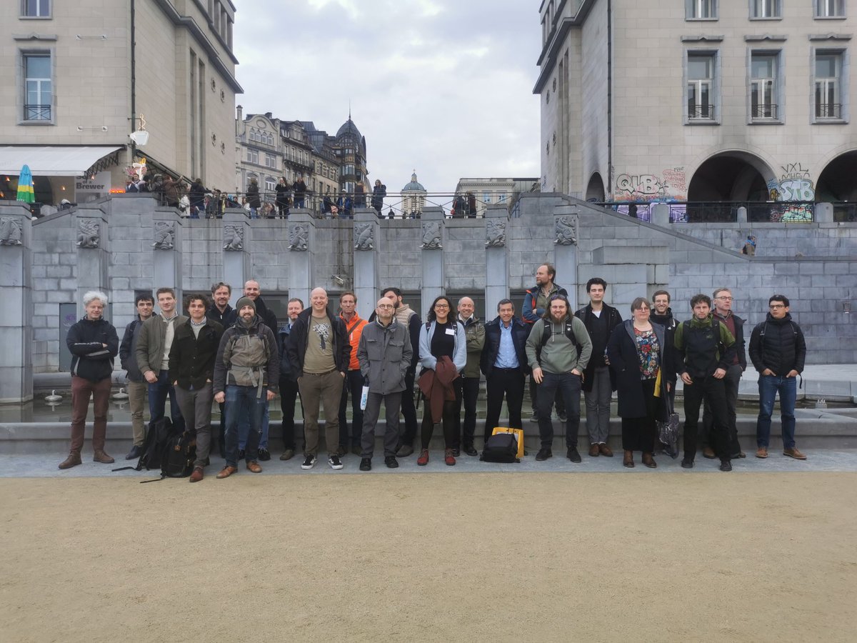 Lesley De Cruz tweet media