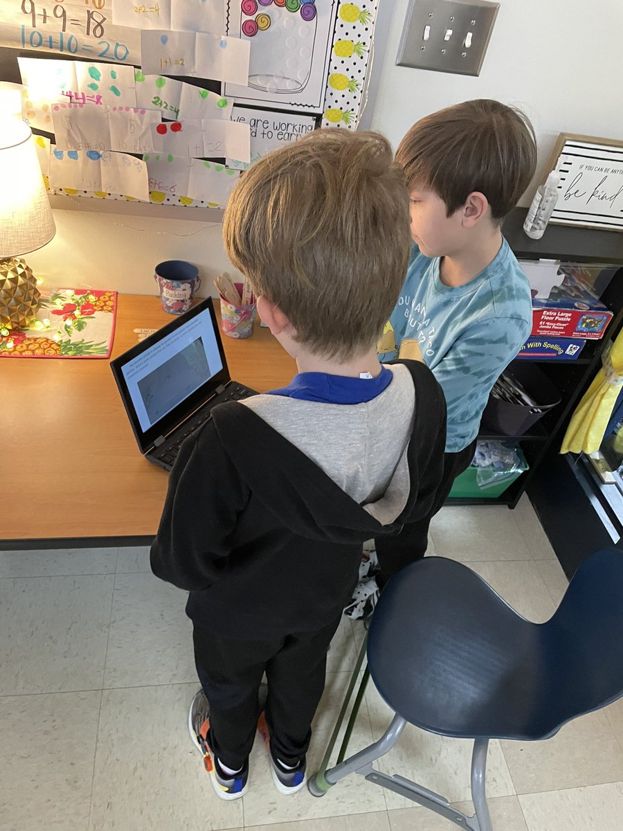 Mrs_Ray_1st's tweet photo. We had a blast sharing our writing with our 3rd grade friends! https://t.co/5yQ8FwYLJw
