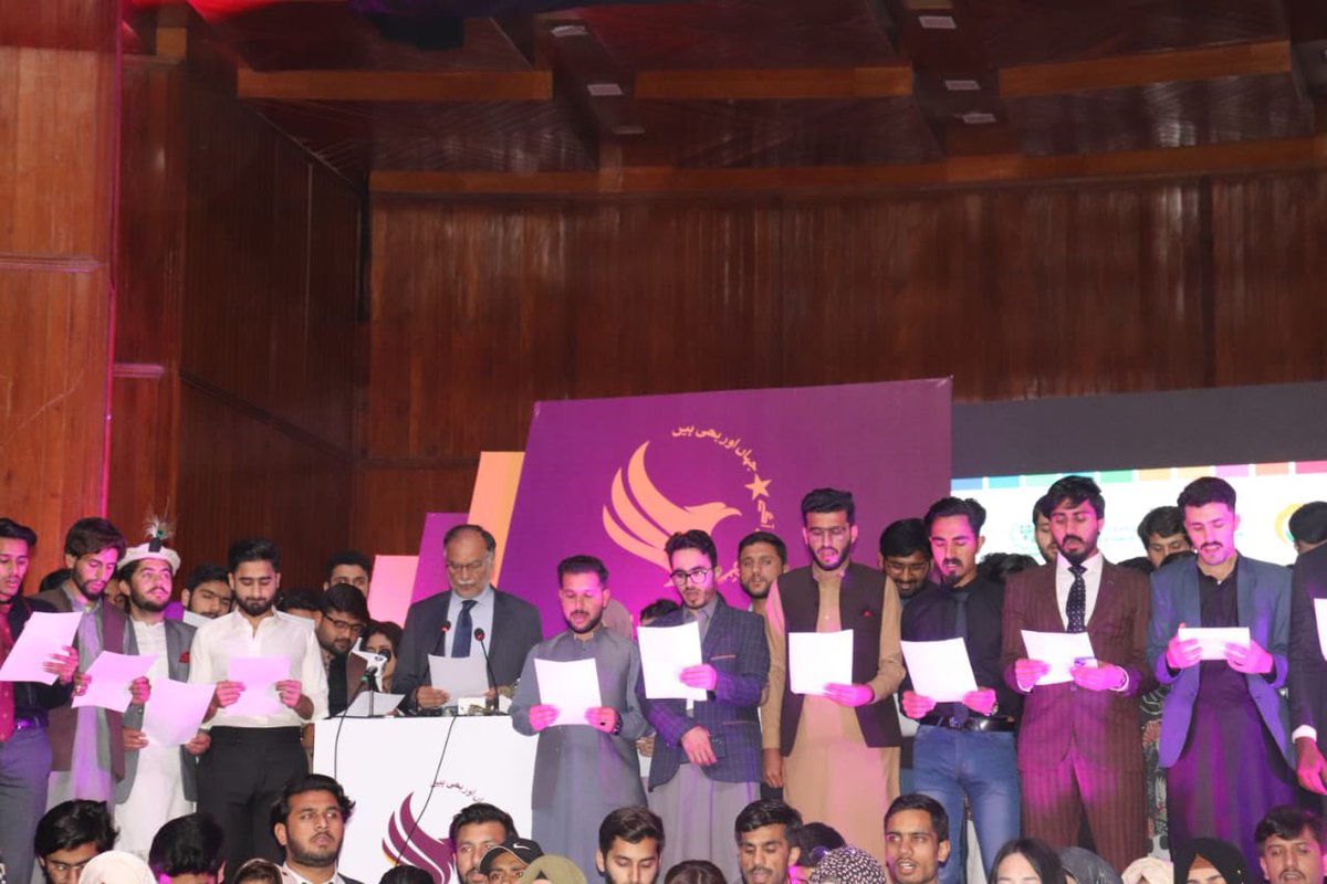 YPDC_MKD's tweet photo. #UniversityofMalakand 
Oath taking ceremony of YPDC organized by Ministry of PD &amp; SI in collaboration with HEC at Jinnah Convention Center,Islamabad. Prof Ahsan Iqbal took oath from the YPDC chapters across Pakistan. Many Congratulations to YPDC, UoM Chapter.
@YPDC_PK @YPDC_MKD https://t.co/WAvjk7pQTt