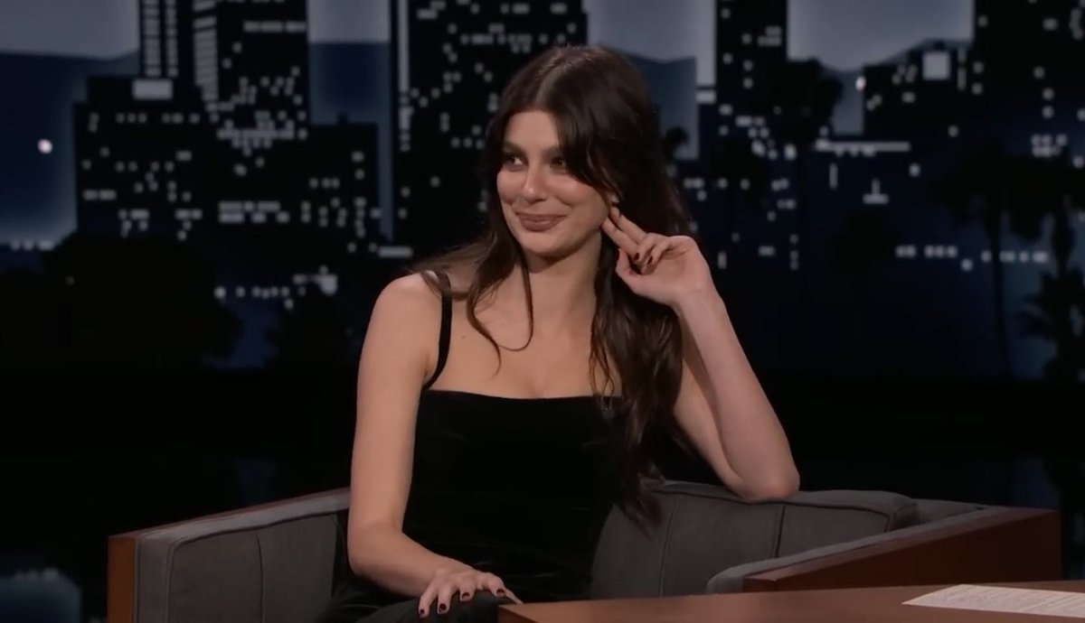 𝙏𝙄𝙉𝘼. tweet media