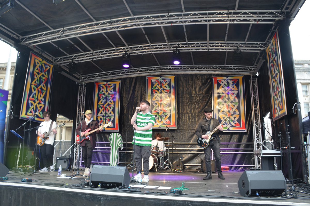 StPatricksNottm's tweet photo. @GerryMolumby @IrelandEmbGB @GlobalIrish @CatholicHerald @CatholicNewsSvc @theirishpost @theirishworld @irishinbritain 
Throughout the day, we'll be bringing you updates and news from St Patrick's Day Celebrations in Nottingham  https://t.co/n9RnUmz2sk https://t.co/4Xyd5ULAH5