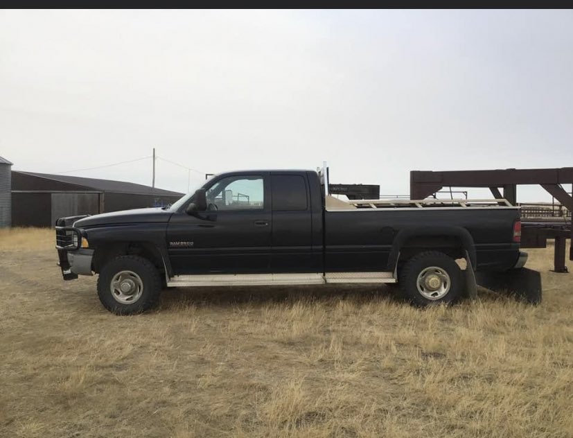 taryahough's tweet photo. My son’s truck was stolen from Lakeland College in Vermilion, Ab.  SK plate 815 ESY.  Contact RCMP if seen. https://t.co/dvYzGvIkze