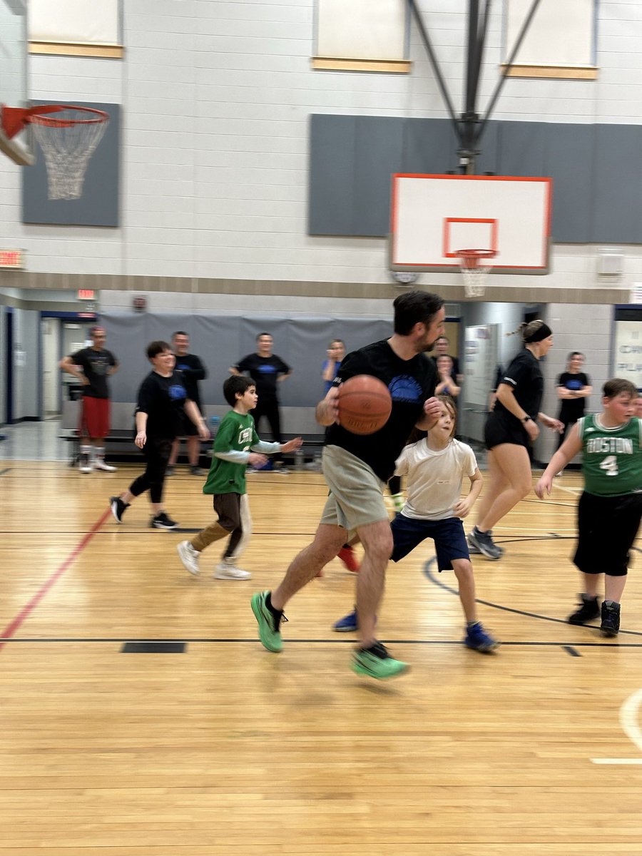 We had a great night with our Silvia community at the annual Staff V Student BBALL game Special thank you to Mr. Pacheco for organizing! Thank you to our amazing staff members. Our Silvia families and students, you made the night the best it could be!! #SilviaFamily <a href="/FRPSsupt/">Fall River Public Schools Supt</a>